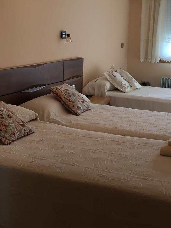 Hotel Santa Cruz Montaos Chambre photo