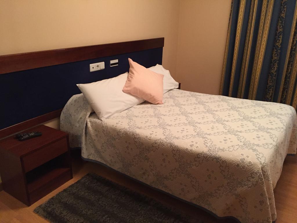 Hotel Santa Cruz Montaos Chambre photo
