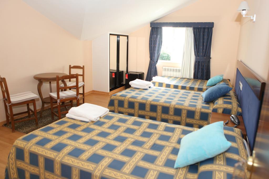 Hotel Santa Cruz Montaos Extérieur photo